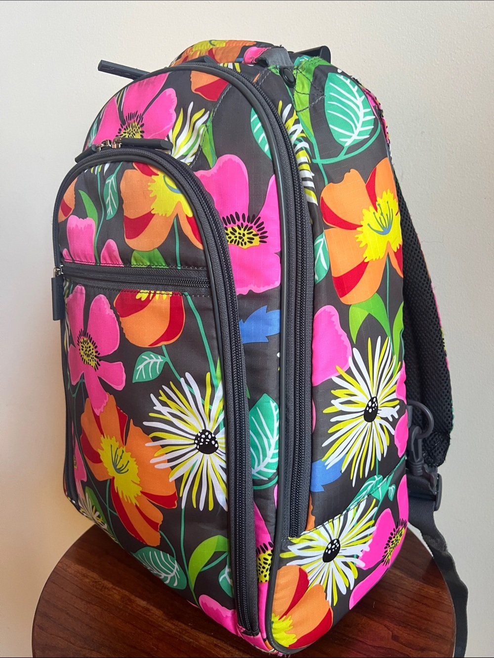 Vera bradley luggage with wheels retractable pull bar backpack jazzy blooms RARE